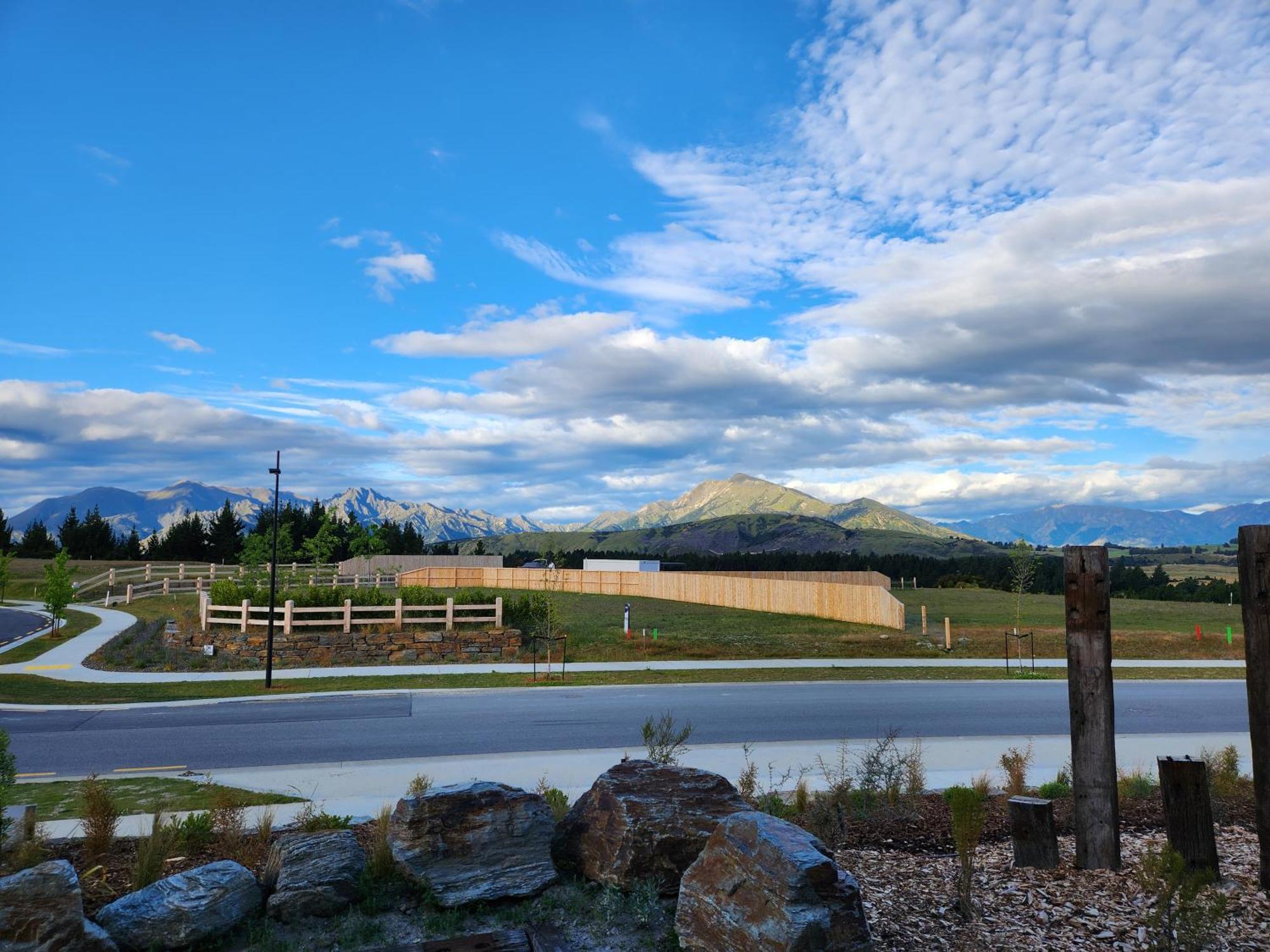 Escape To Riverslea Wanaka Ngoại thất bức ảnh
